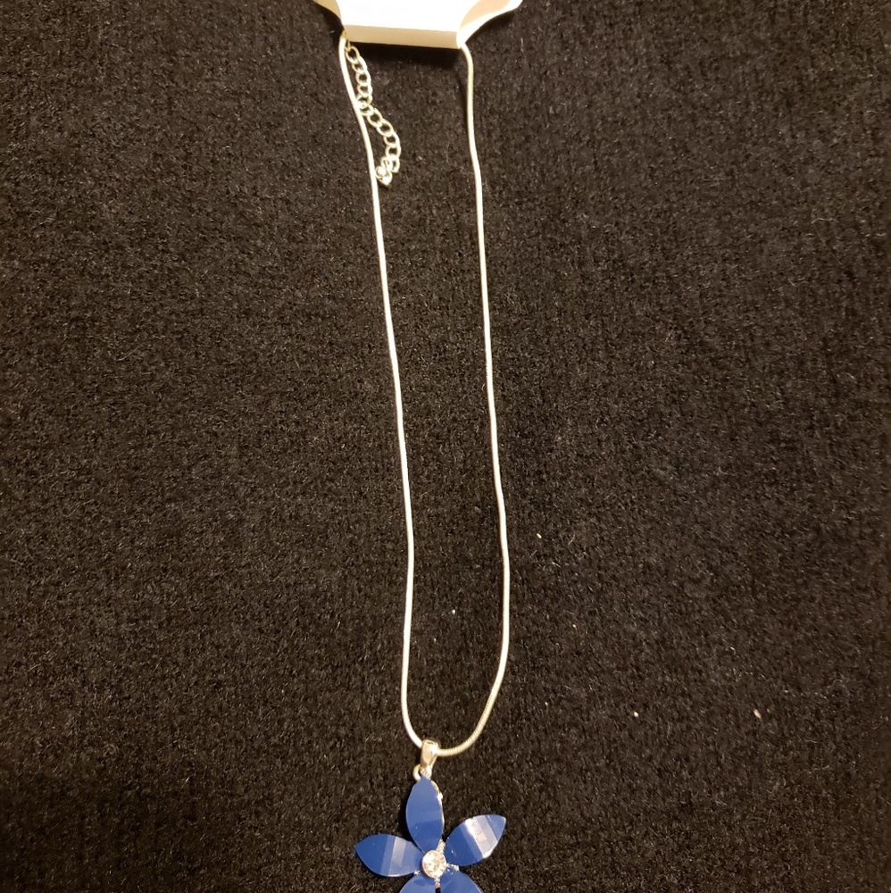 Blue flower Necklace